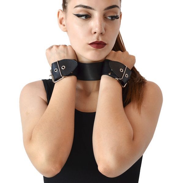 Нашийник з наручниками із натуральної шкіри Art of Sex - Bondage Collar with Handcuffs SO6618