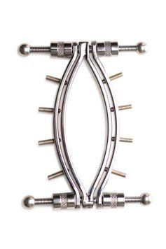 Затискач для вагіни Master Series: Spread 'Em Poker Vagina Clamp with Adjustable Pressure Screws, ши SO8798